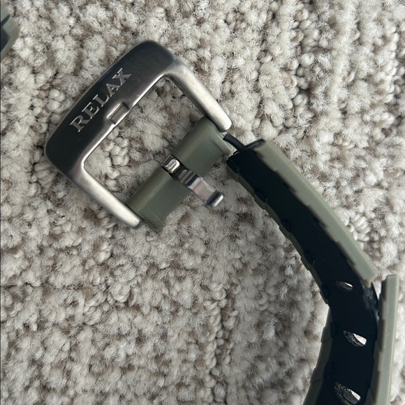 Tommy Bahama Relax Watch - Picture 8 of 8